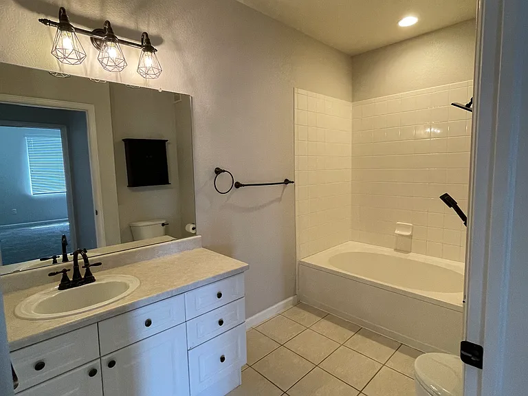 8412 S Holland Ct #303 — Photo 7