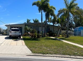 301 Palmetto Dr, Port Charlotte, FL 33952
