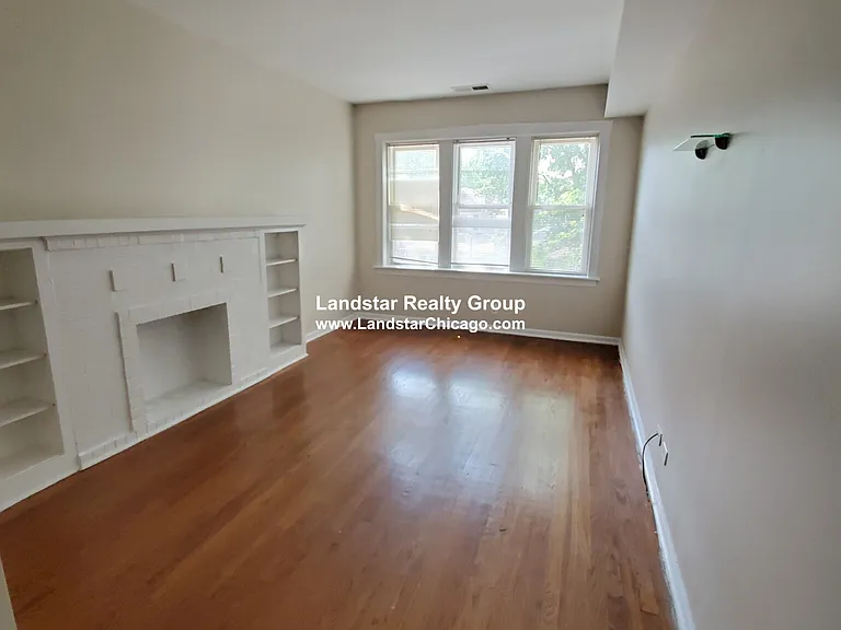 4451 N Hamlin Ave #A — Photo 1