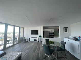 58 Isla Verde Ave #7-L, Carolina, PR 00979