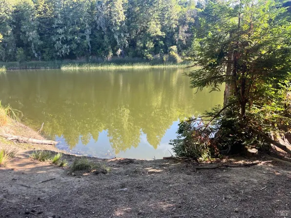 2114 Poppy Lane, Willits, CA 95490