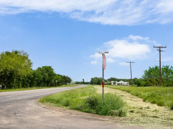 N 34th Hwy N, Wolfe City, TX 75496