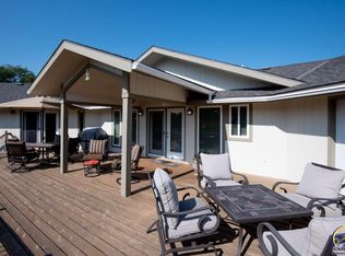 4046 NW Hoch Rd, Silver Lake, KS 66539