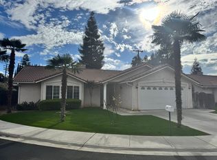4924 N Thorne Ave, Fresno, CA 93704