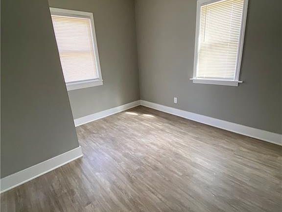 4th image of 2224 Blake Ave