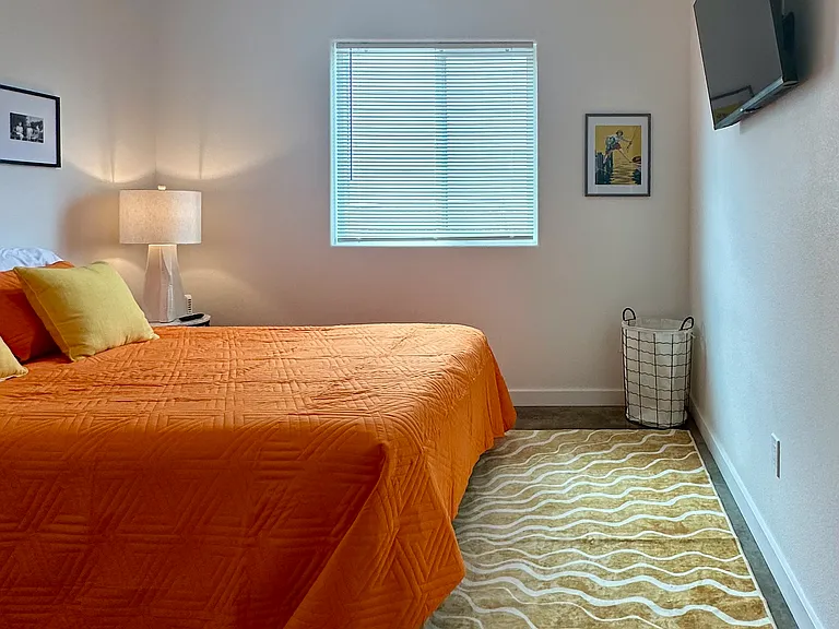 504 S Alder St #4 — Photo 9