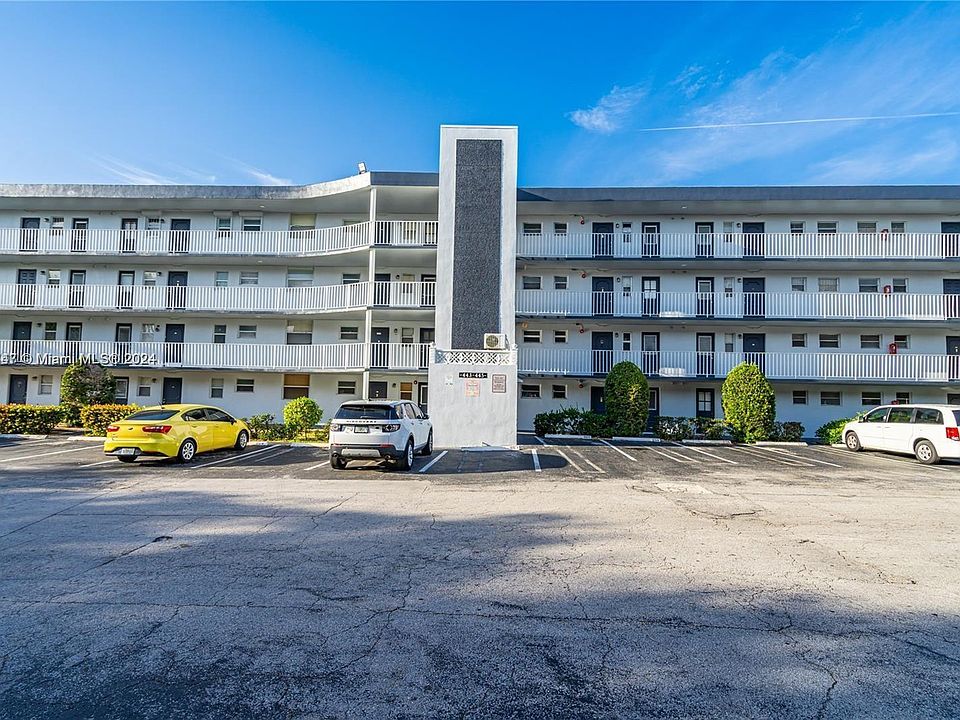 1st image of 447 NE 195th St APT 109