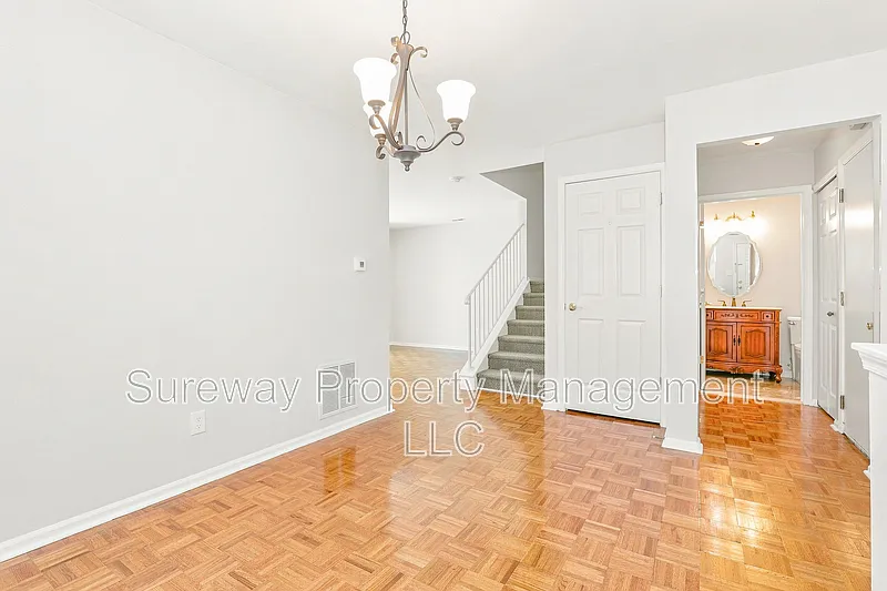 3 bed, 2.5 bath, 1515 sqft, $2,850 — Photo 4