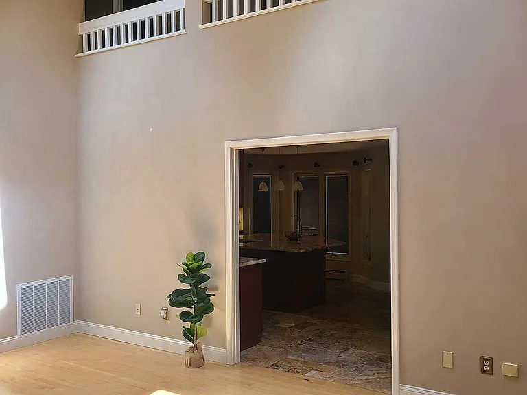 925 Dunbar Hill Rd — Photo 9