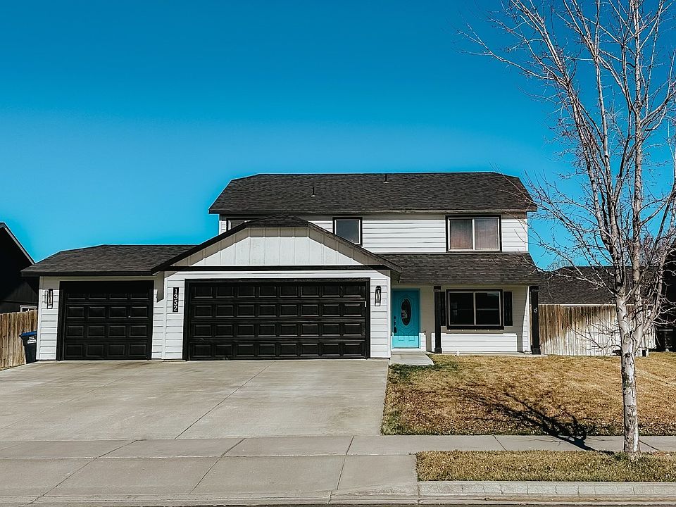 1st image of 1352 E Crossroad Drive