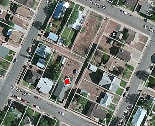 2nd image of 216 W Elm St