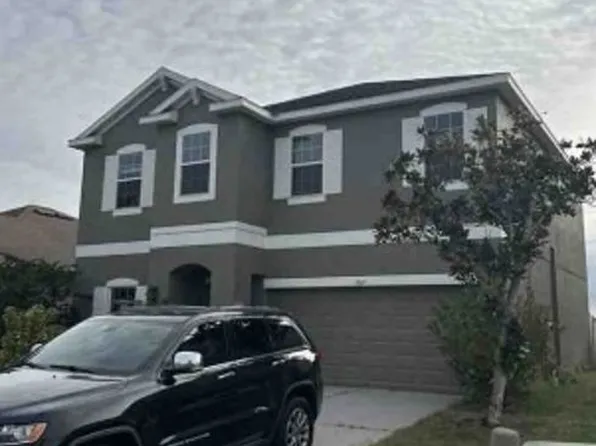 707 Fern Leaf Dr, Ruskin, FL 33570