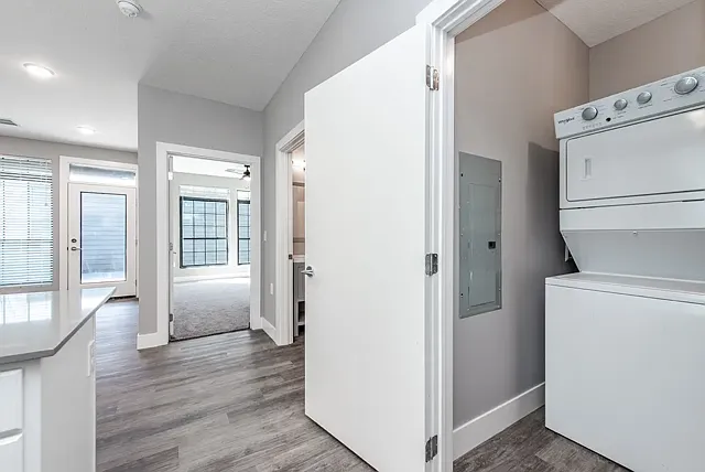 1131 Oak St #204 — Photo 6