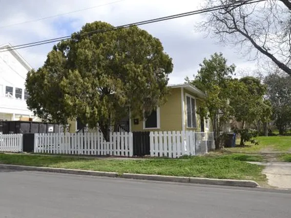 1722 N Pine St, San Antonio, TX 78208