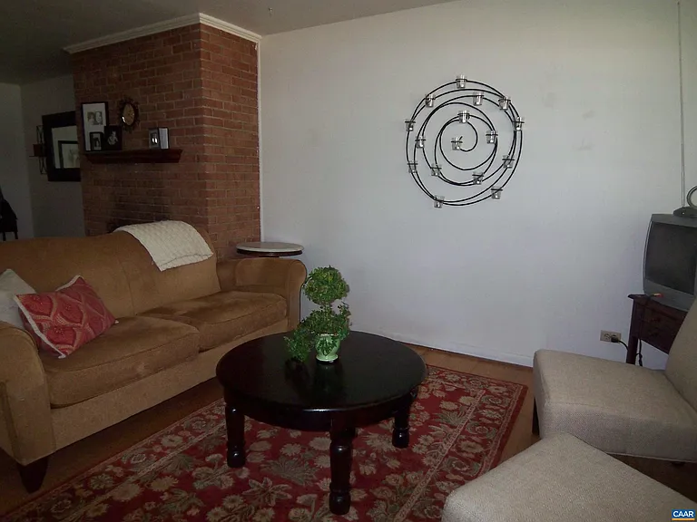 1705 Burnley Ave — Photo 6