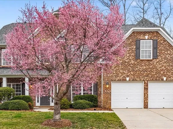 3812 Durness Way, Greensboro, NC 27455