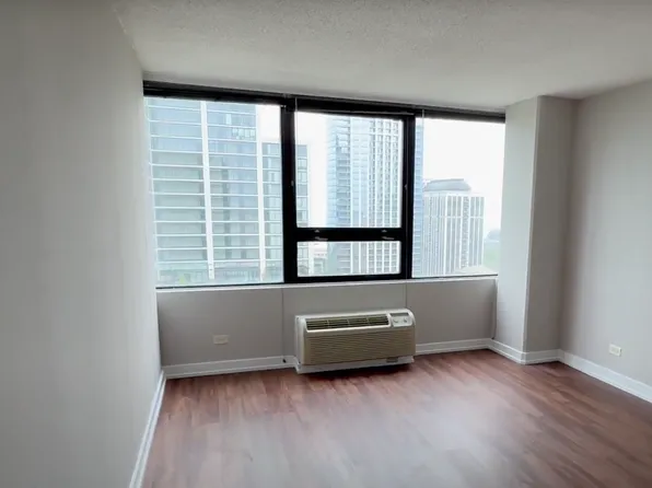 1240 S Michigan Ave #1210, Chicago, IL 60605