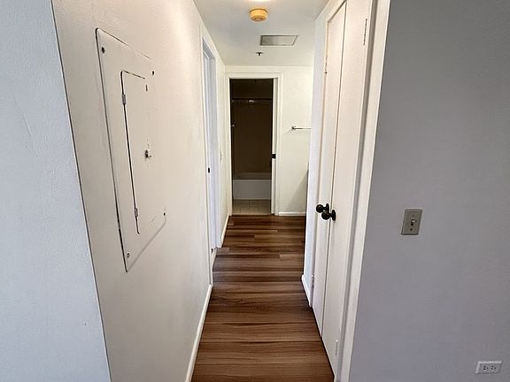 5th image of 876 Curtis St APT 1502