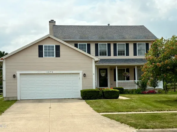 1079 Raven Rd, Bowling Green, OH 43402