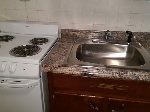 New counter and stove