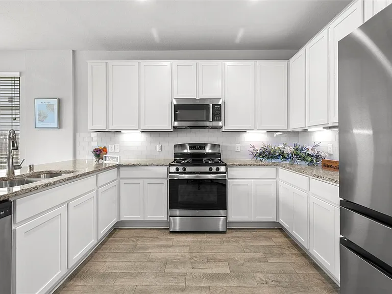 2311 Honey Heights Ln — Photo 14