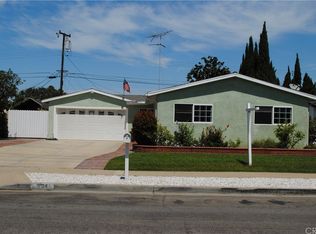 934 W Wilson St, Costa Mesa, CA 92627