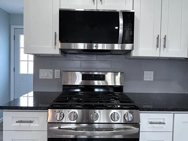 58 Kearney Ave — Photo 4