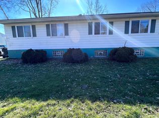 1624 Haslett Rd, East Lansing, MI 48823