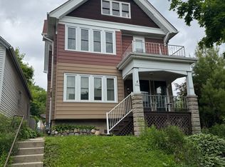 2553 N Fratney St, Milwaukee, WI 53212
