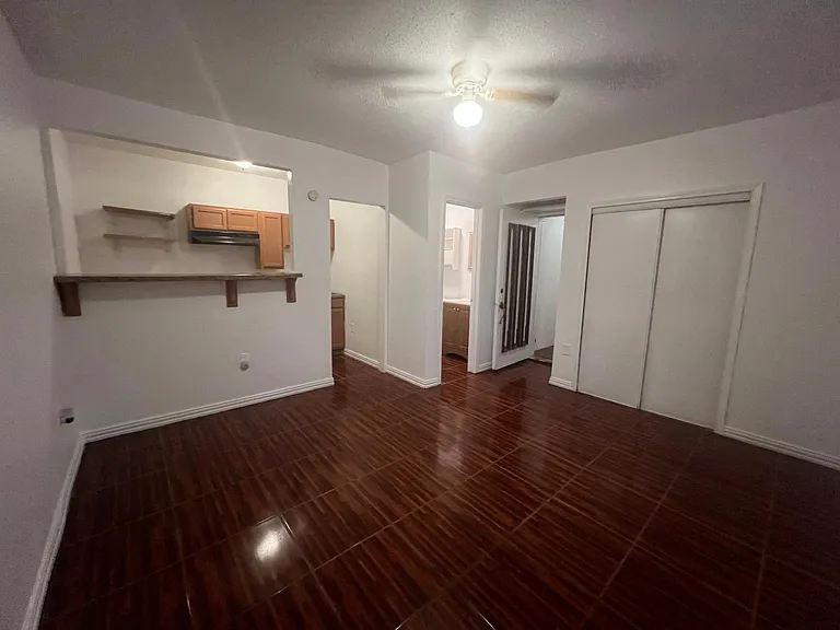 6004 Pinto Cir — Photo 11