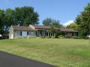 440 Schoolhouse Rd, New Providence, PA 17560