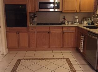 6409 Leslie St, Metairie, LA 70003