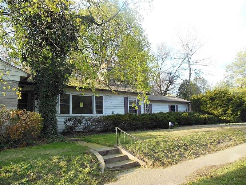 1st image of 6201 N Meridian St