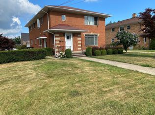 3448 Warren Rd, Cleveland, OH 44111