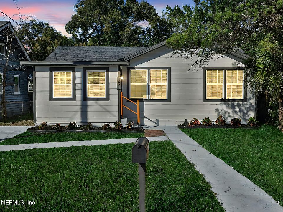 1st image of 3021 PHYLLIS Street