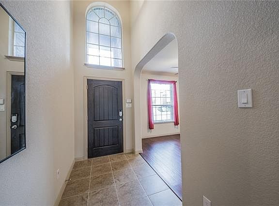 4th image of 3728 Redwood Creek Ln