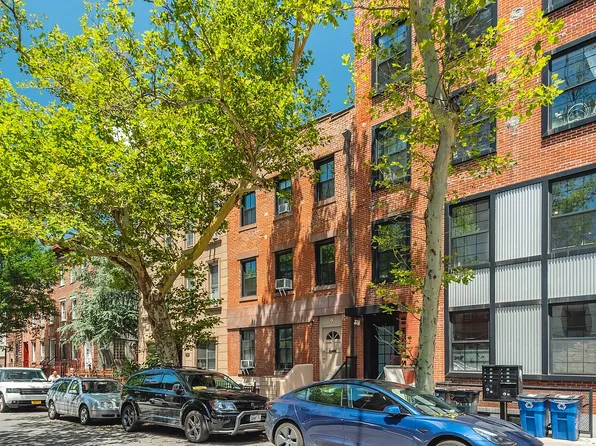 97 N 7th St, Brooklyn, NY 11249
