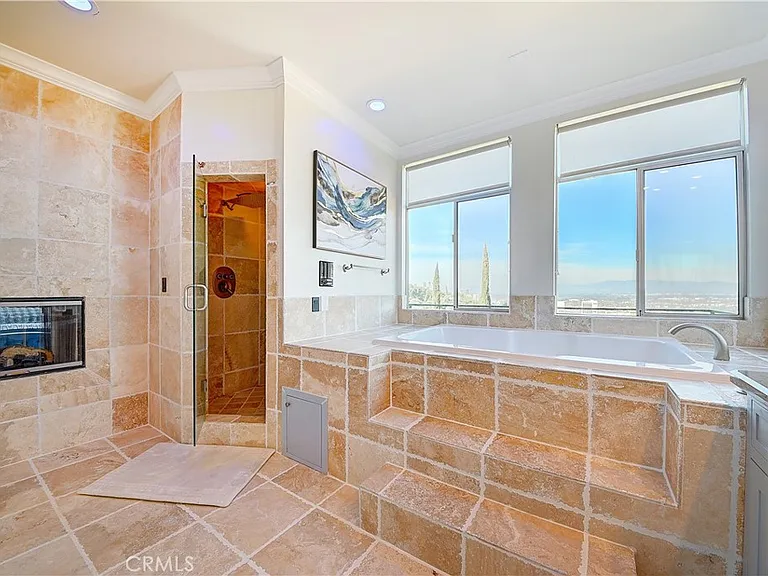 3952 Oakfield Dr — Photo 7