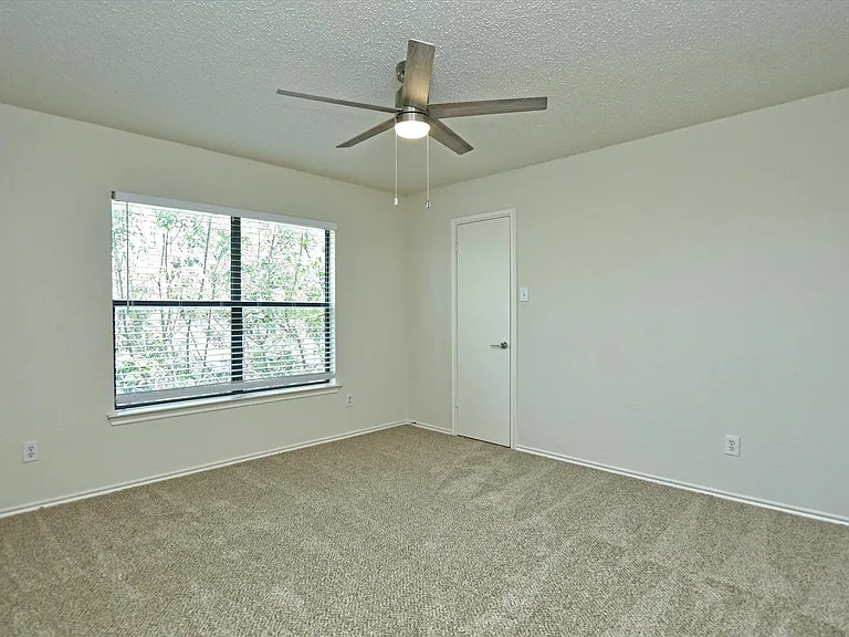 1201 Pike Path — Photo 22