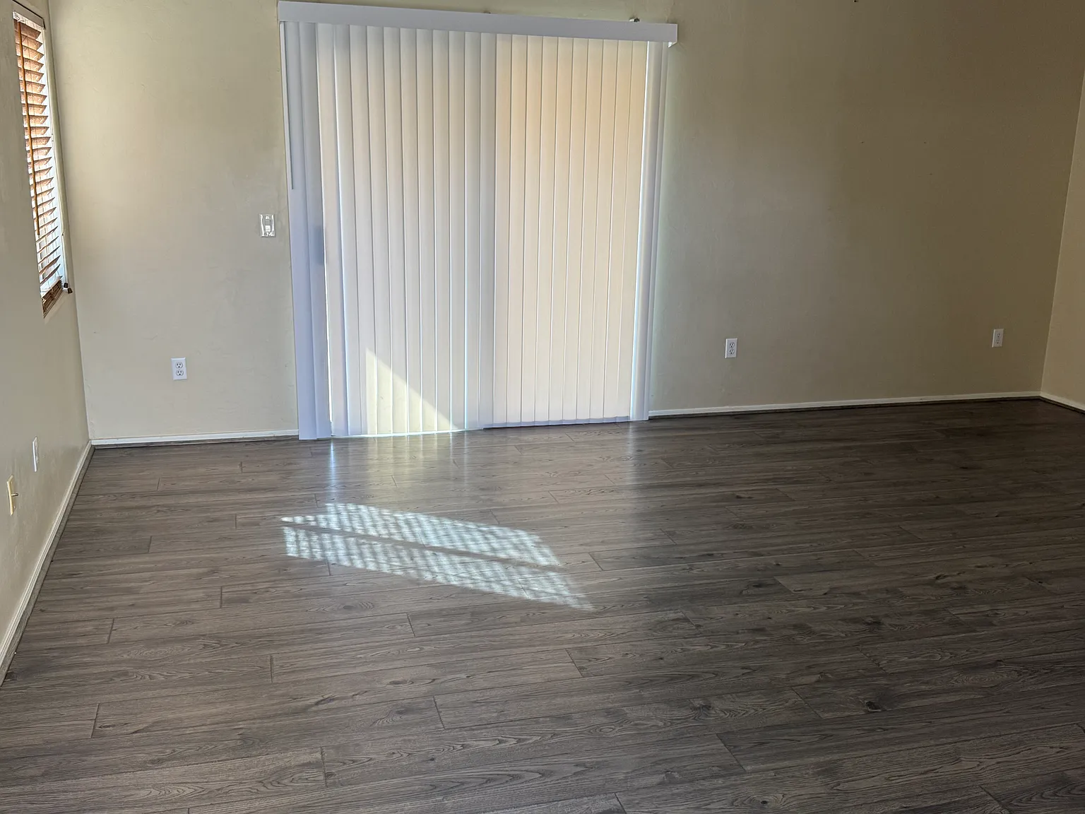 7154 S Shipmans Tale Ct — Photo 3
