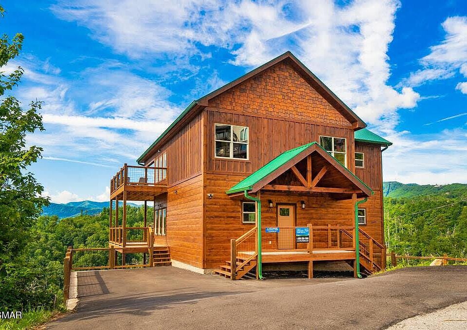 1st image of 859 Sourwood Dr