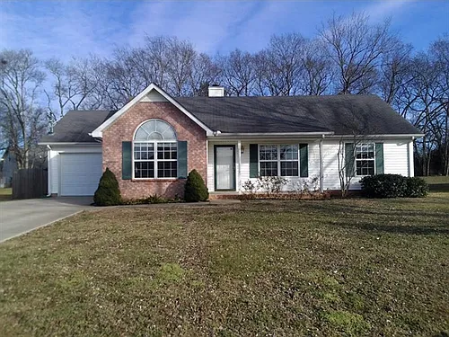 2235 Rosecran Cir Photo 1
