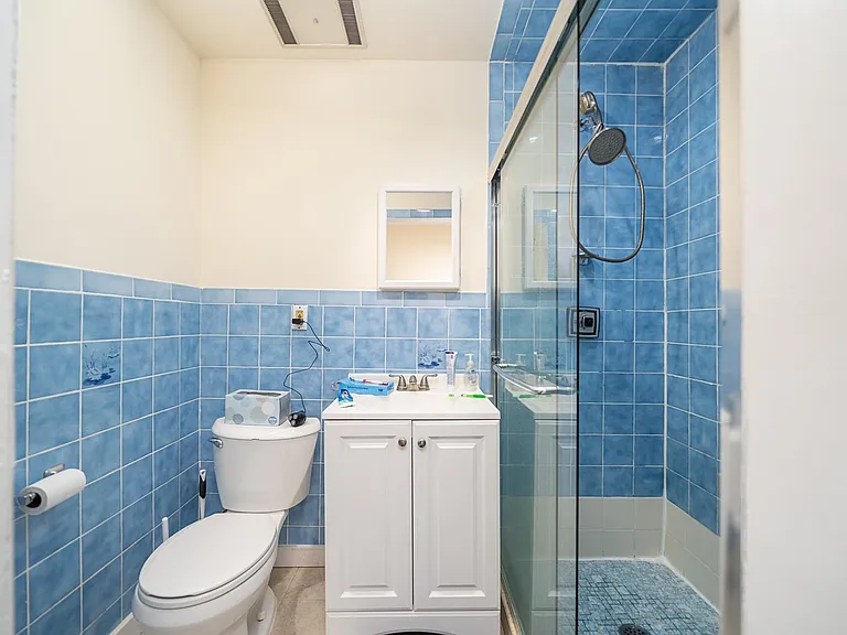 1009 Park Ave #2 — Photo 14