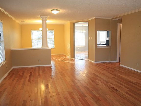 5th image of 18727 Corporate Woods Dr