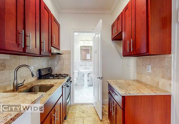 5th image of 159 E 99th St APT 4D