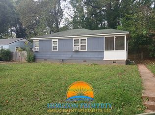 907 Crestline Rd NW, Huntsville, AL 35816