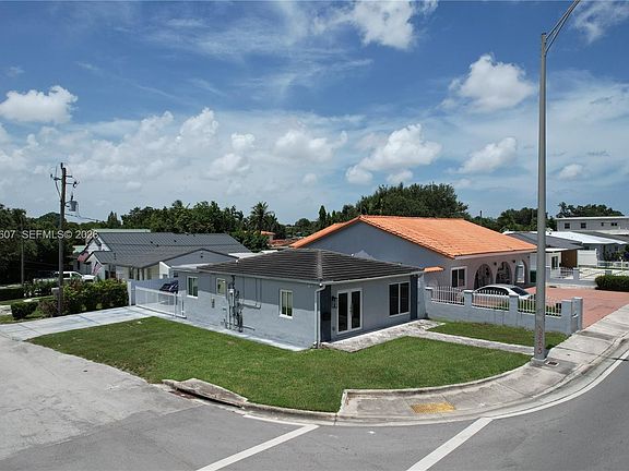 5th image of 5941 Coral Way