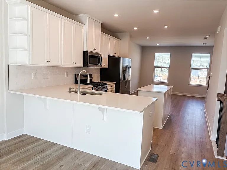 4821 Cloverleigh Dr — Photo 7