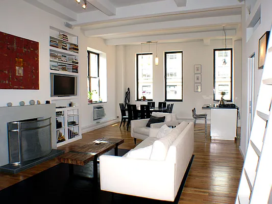 Sold by Janet Aimone Robilotti & Associates | media 26