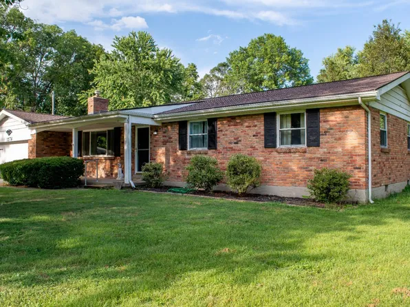 1276 Day Cir, Milford, OH 45150